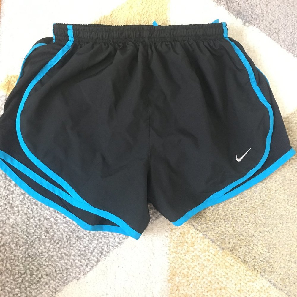 Nike Tempo Shorts Size S